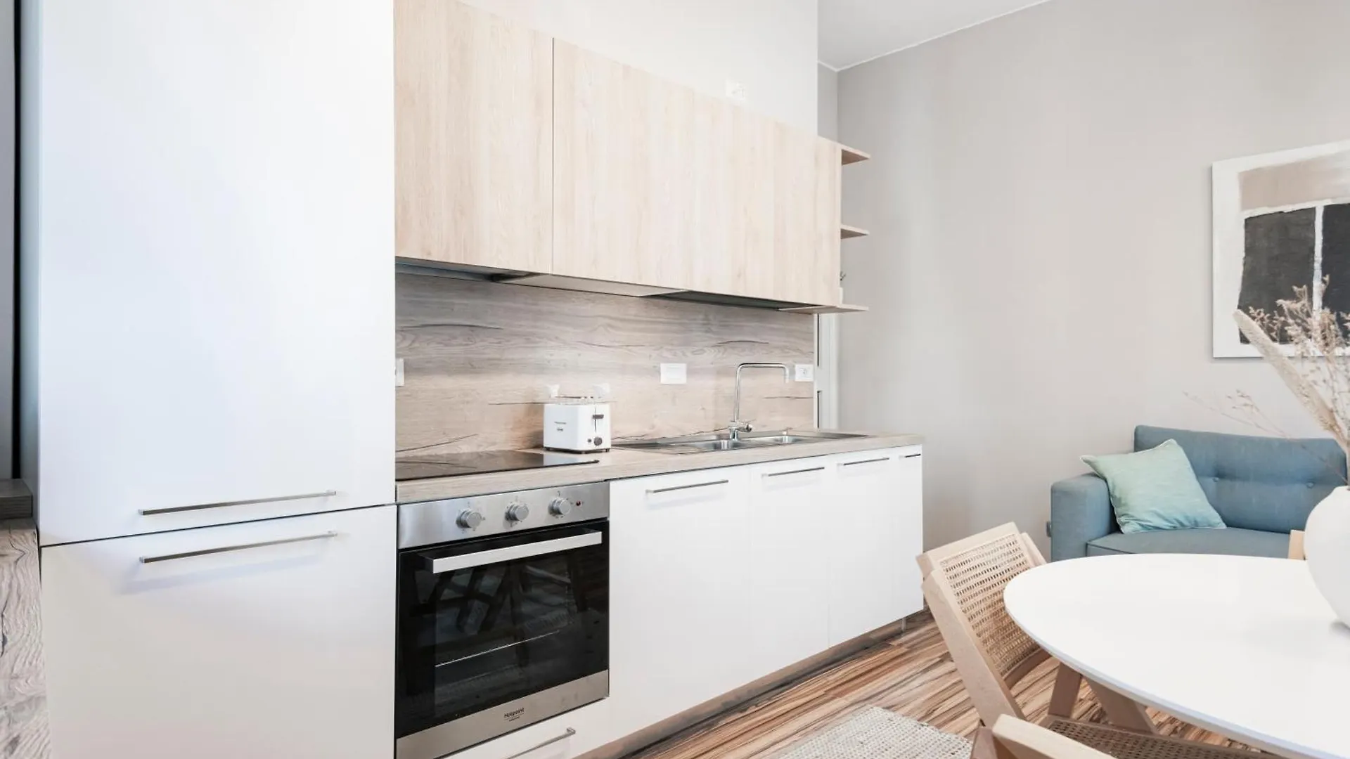 Easylife - Elegant Apartment 3 Mins From Duomo Milano