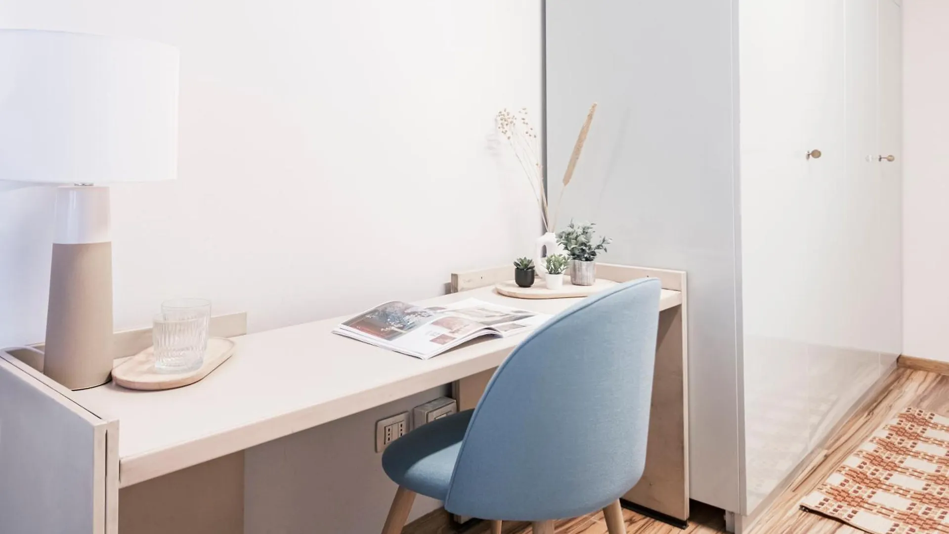 Easylife - Elegant Apartment 3 Mins From Duomo Milano