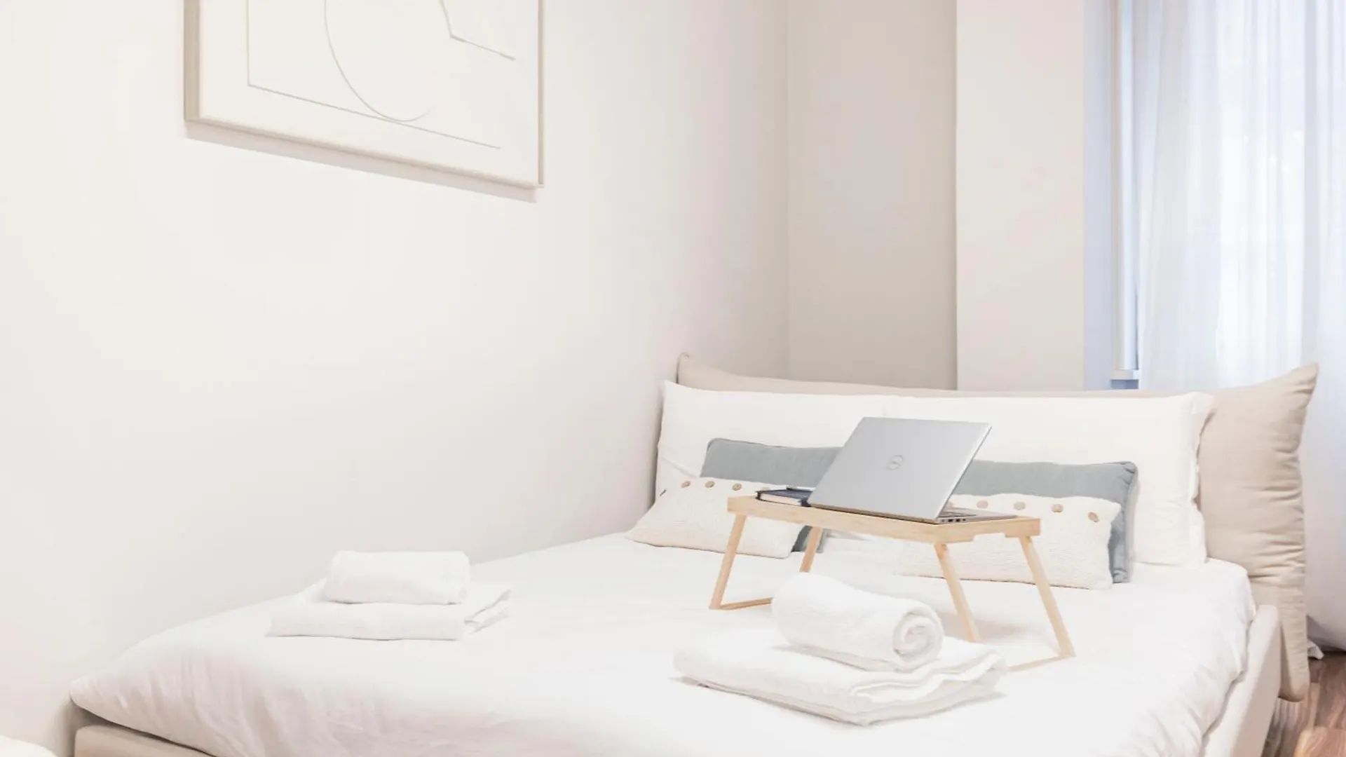 Easylife - Elegant Apartment 3 Mins From Duomo Milano